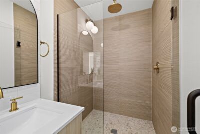 8324 16th Avenue NW #D, Seattle, WA 98117 - Photo 22