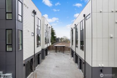 8324 16th Avenue NW #D, Seattle, WA 98117 - Photo 28