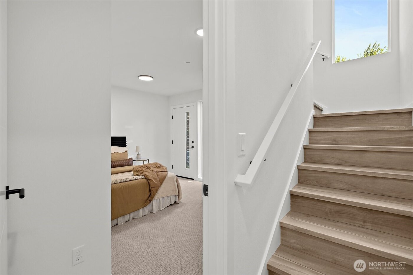 8324 16th Avenue NW #D, Seattle, WA 98117