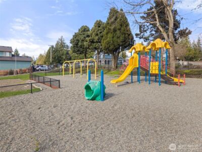 6014 207th Avenue E, Bonney Lake, WA 98391 - Photo 32