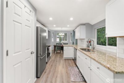 6014 207th Avenue E, Bonney Lake, WA 98391 - Photo 7