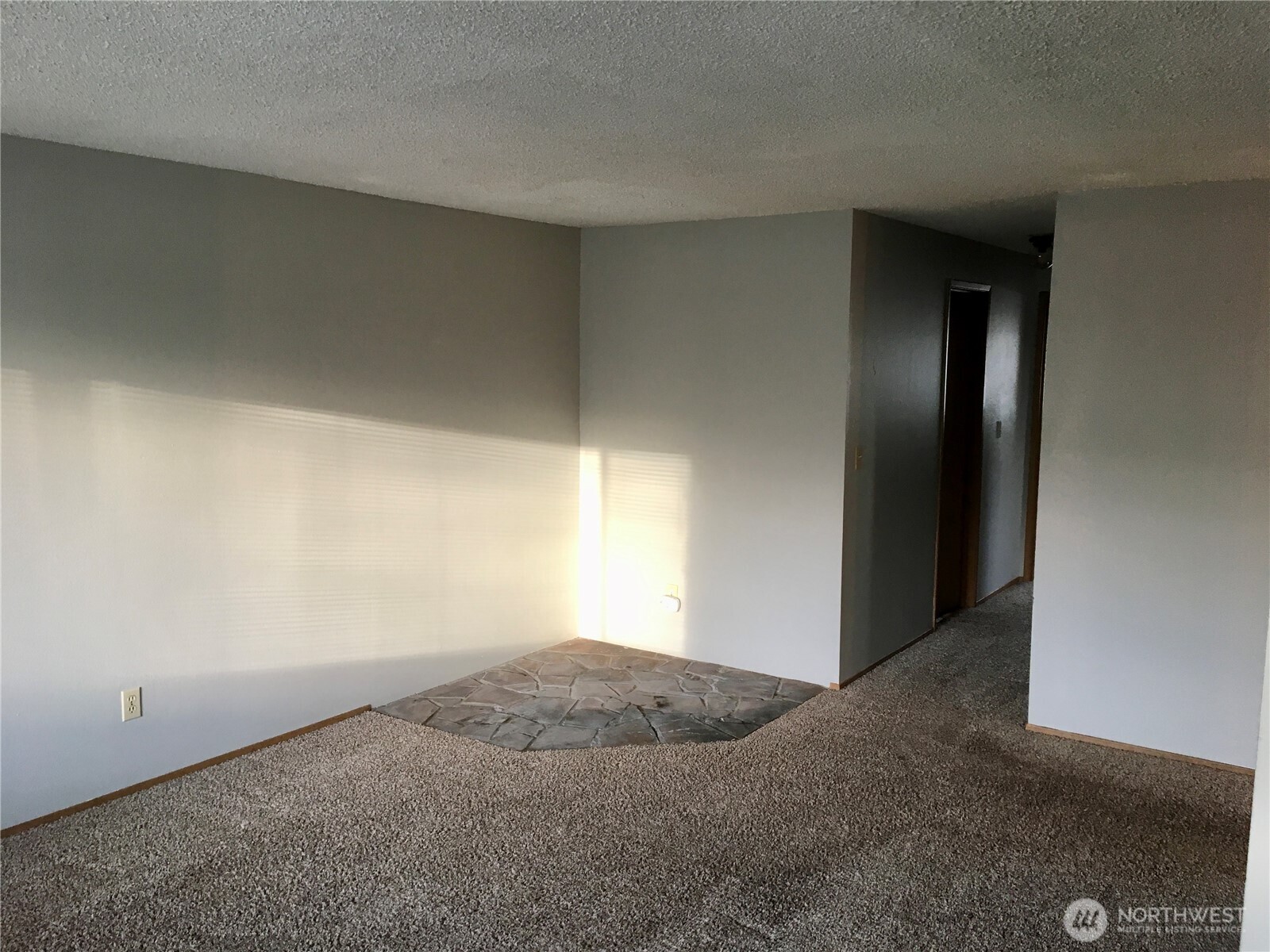 915 30th Street NE #1-4, Auburn, WA 98002-2464