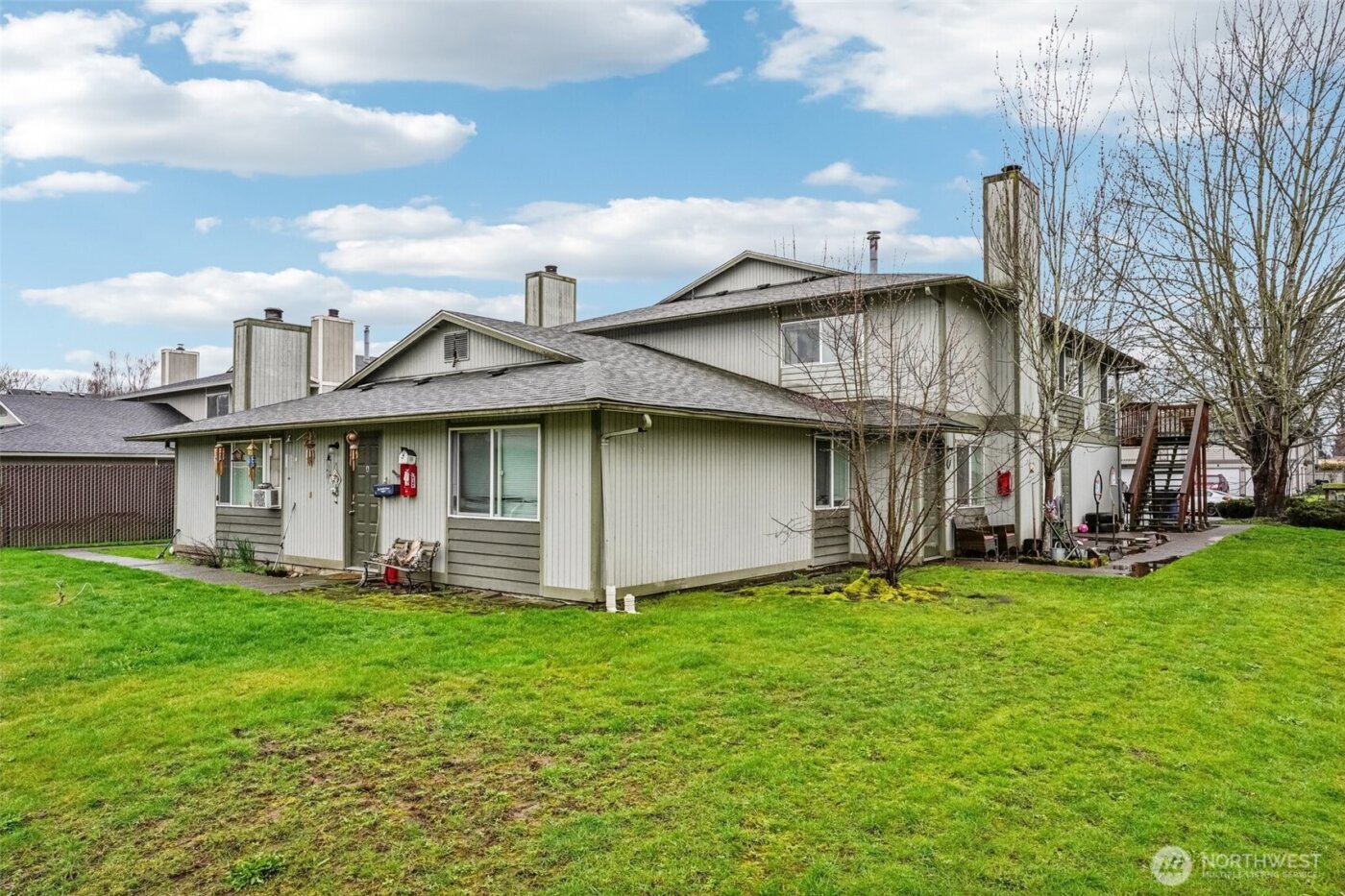 915 30th Street NE #1-4, Auburn, WA 98002-2464