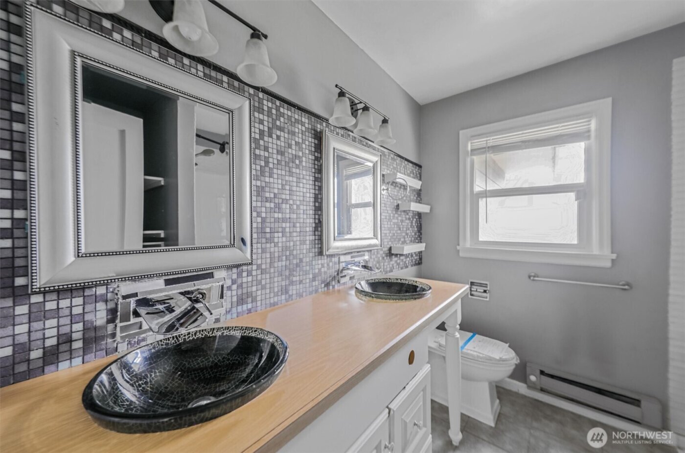 7209 S Bell Street , Tacoma, WA 98408