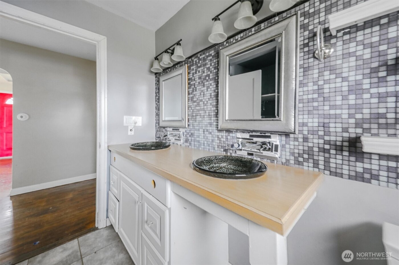 7209 S Bell Street , Tacoma, WA 98408