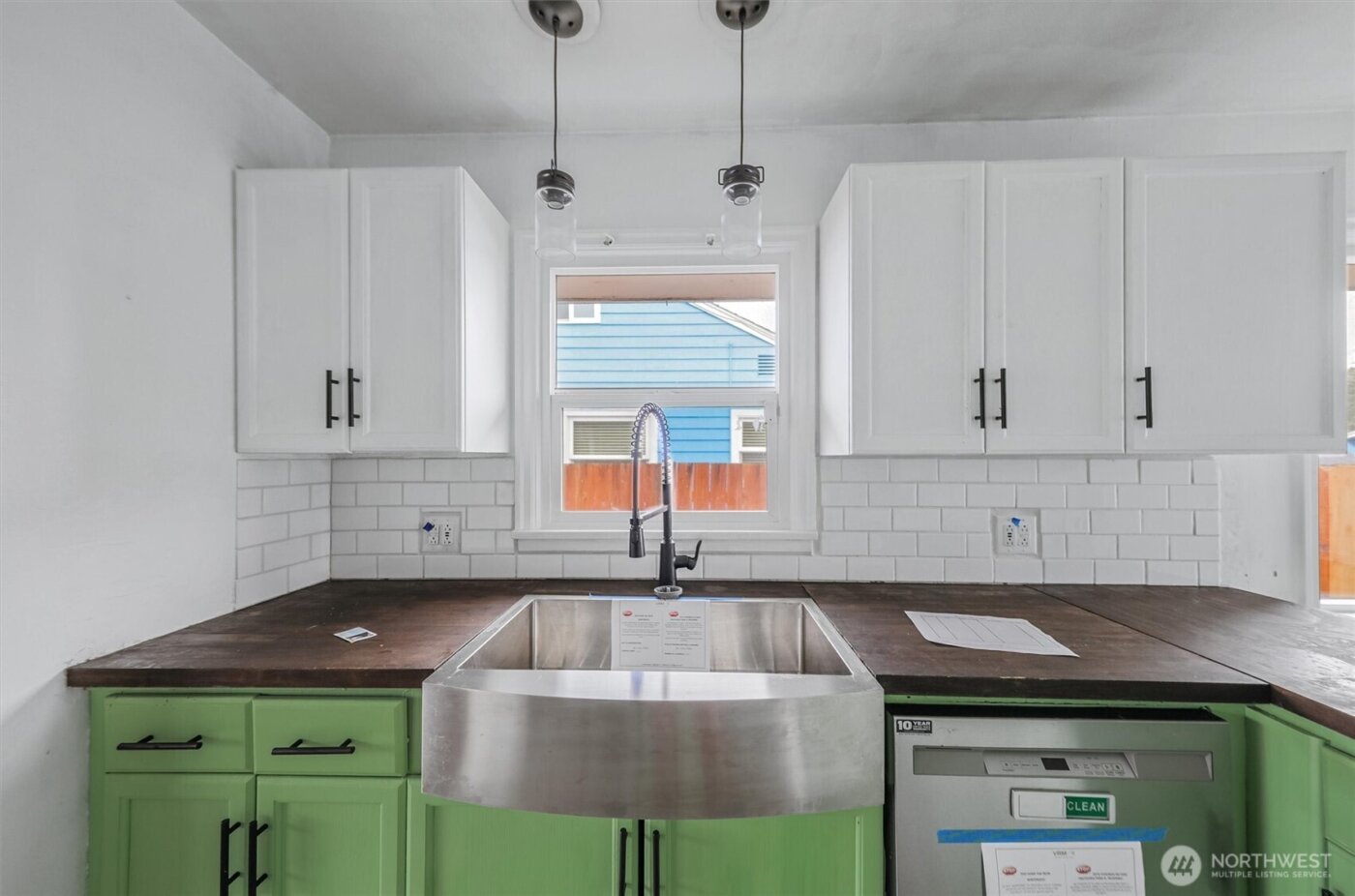 7209 S Bell Street , Tacoma, WA 98408