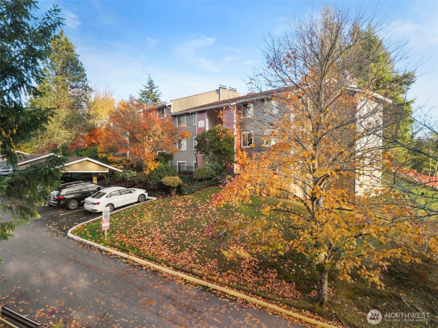 20026 Viking Crest Loop NE #1-102, Poulsbo, WA 98370