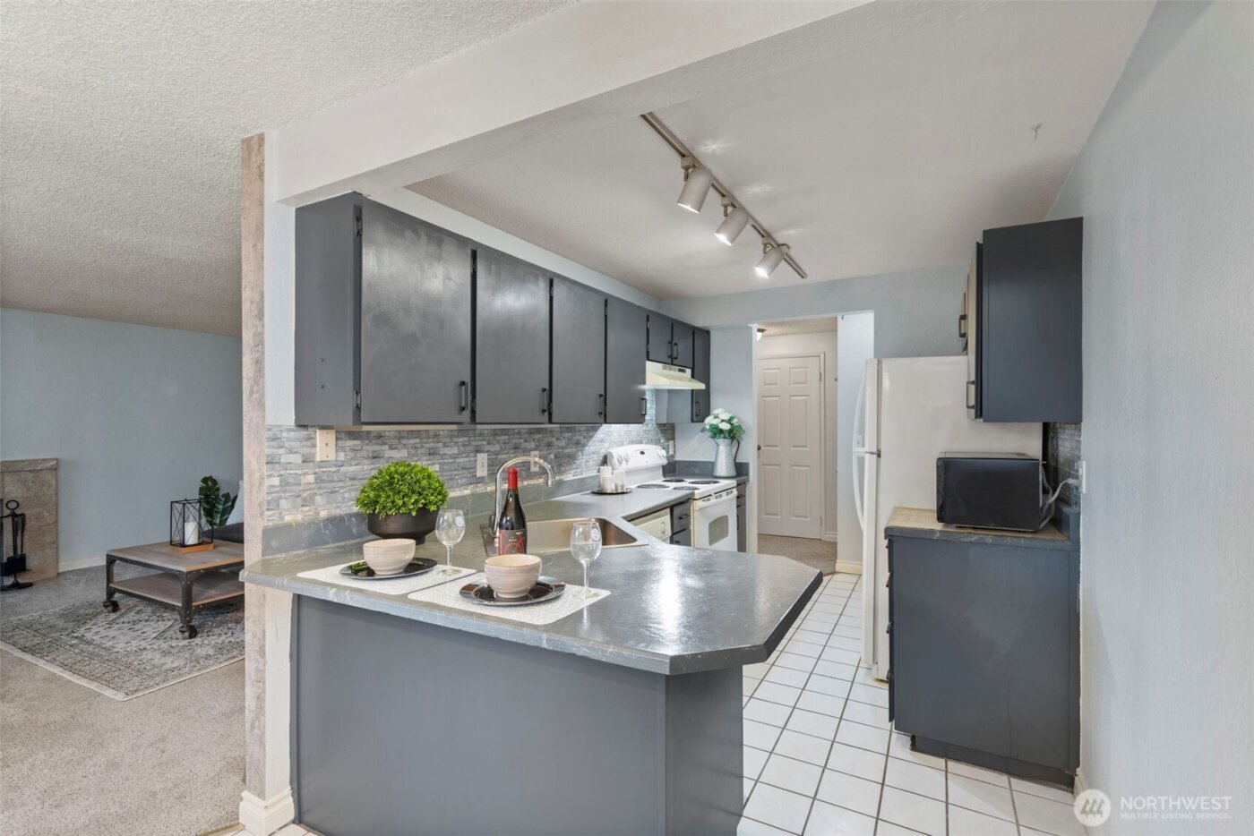 20026 Viking Crest Loop NE #1-102, Poulsbo, WA 98370