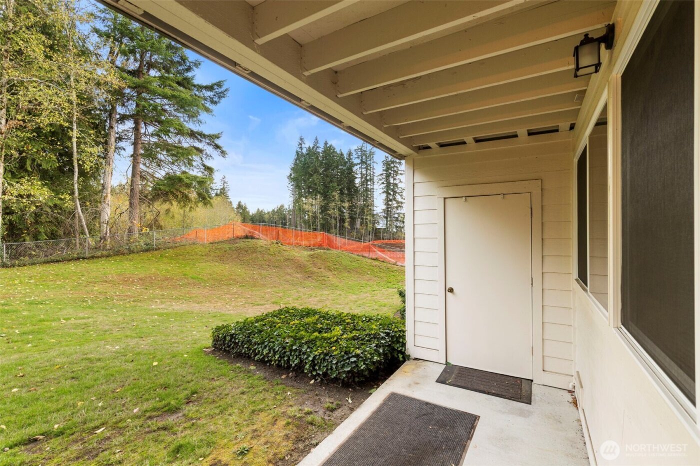 20026 Viking Crest Loop NE #1-102, Poulsbo, WA 98370