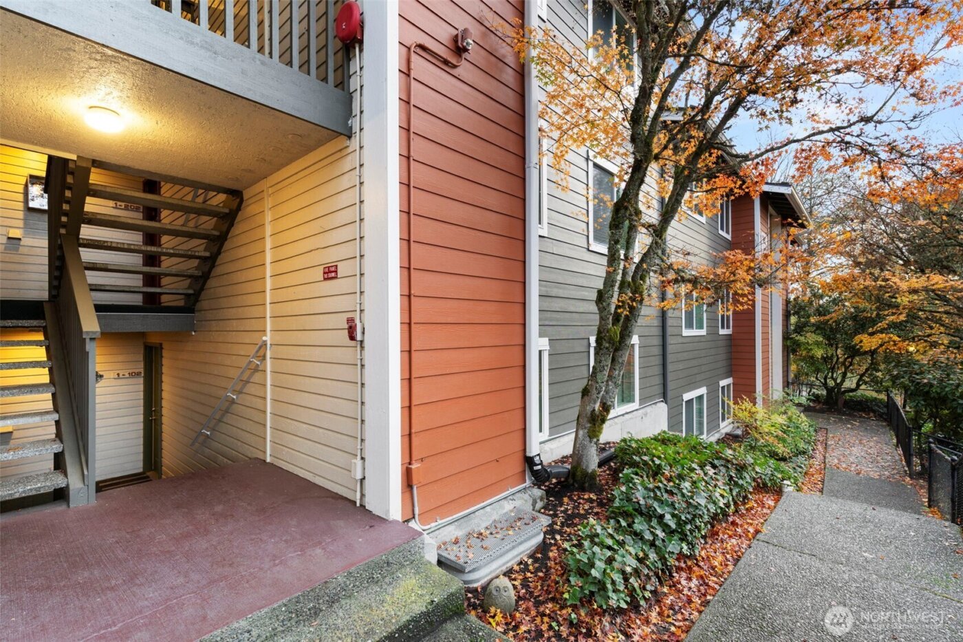 20026 Viking Crest Loop NE #1-102, Poulsbo, WA 98370