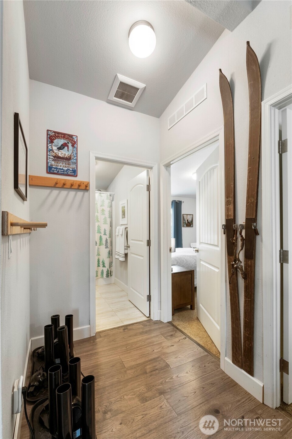 138 Sherwood Lane , Packwood, WA 98361