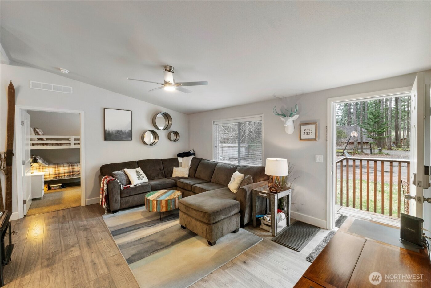 138 Sherwood Lane , Packwood, WA 98361