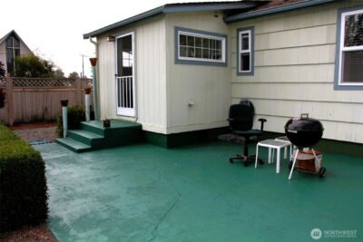 6439 S Clement Avenue , Tacoma, WA 98409 - Photo 2