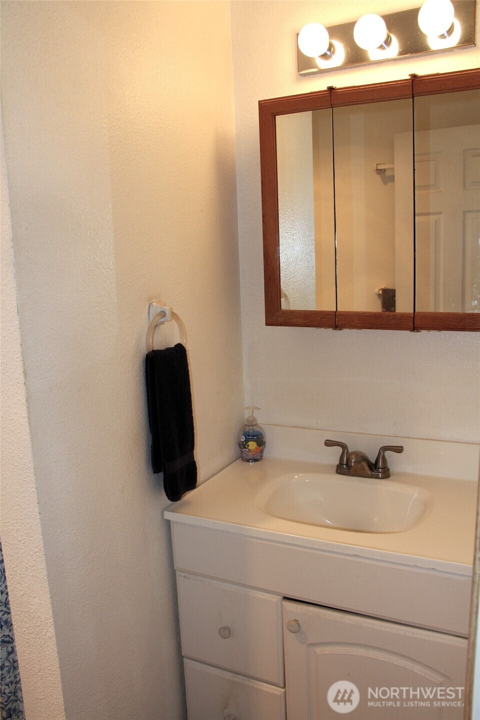 6439 S Clement Avenue , Tacoma, WA 98409