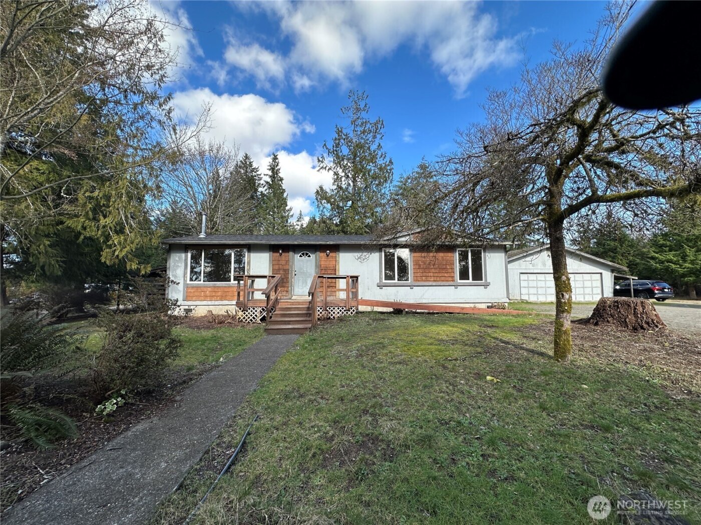 240 NE Chinook Drive , Belfair, WA 98528