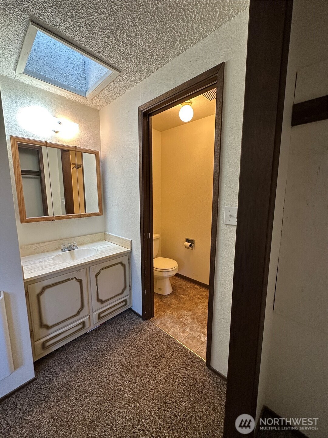 240 NE Chinook Drive , Belfair, WA 98528