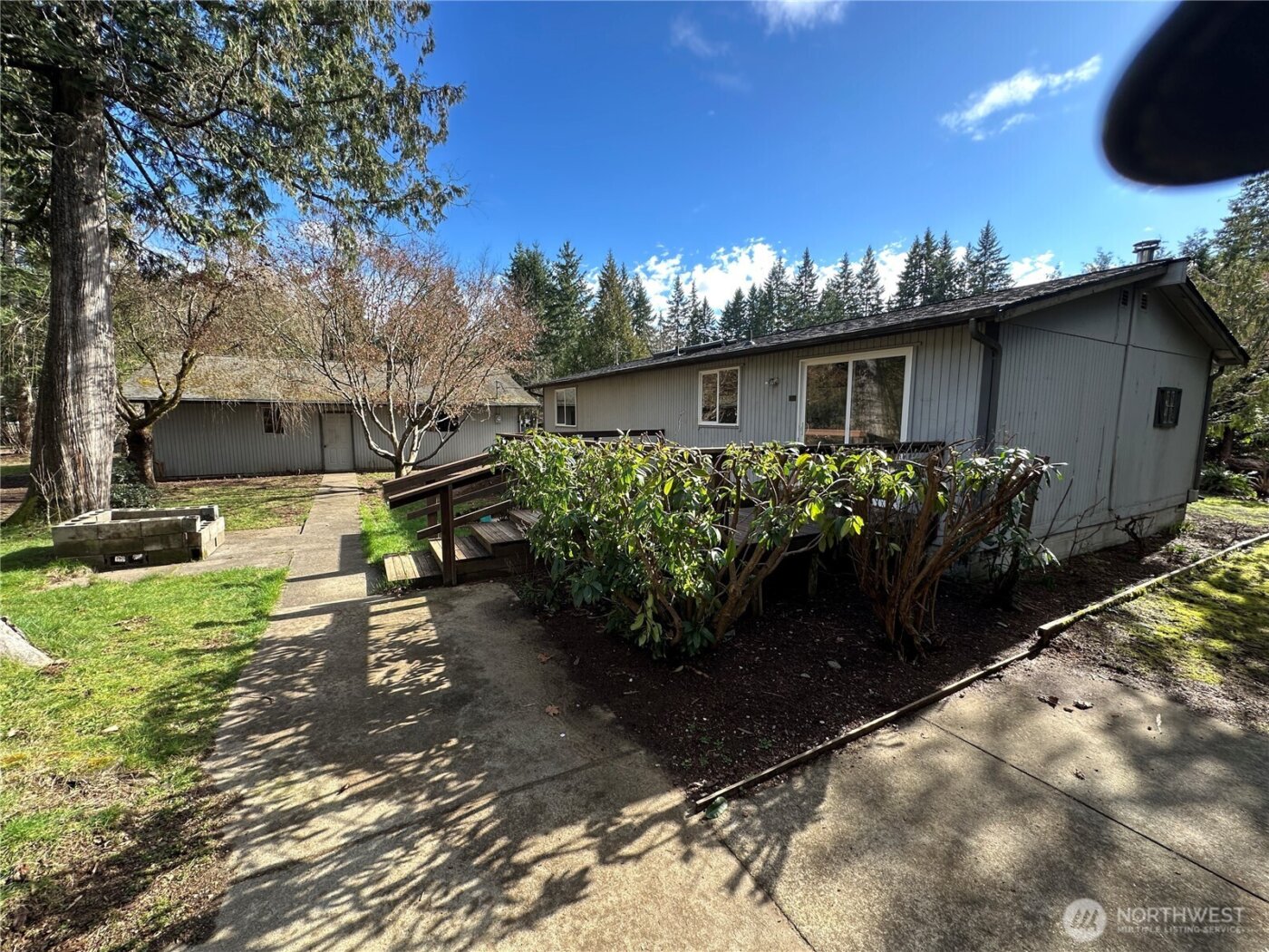 240 NE Chinook Drive , Belfair, WA 98528