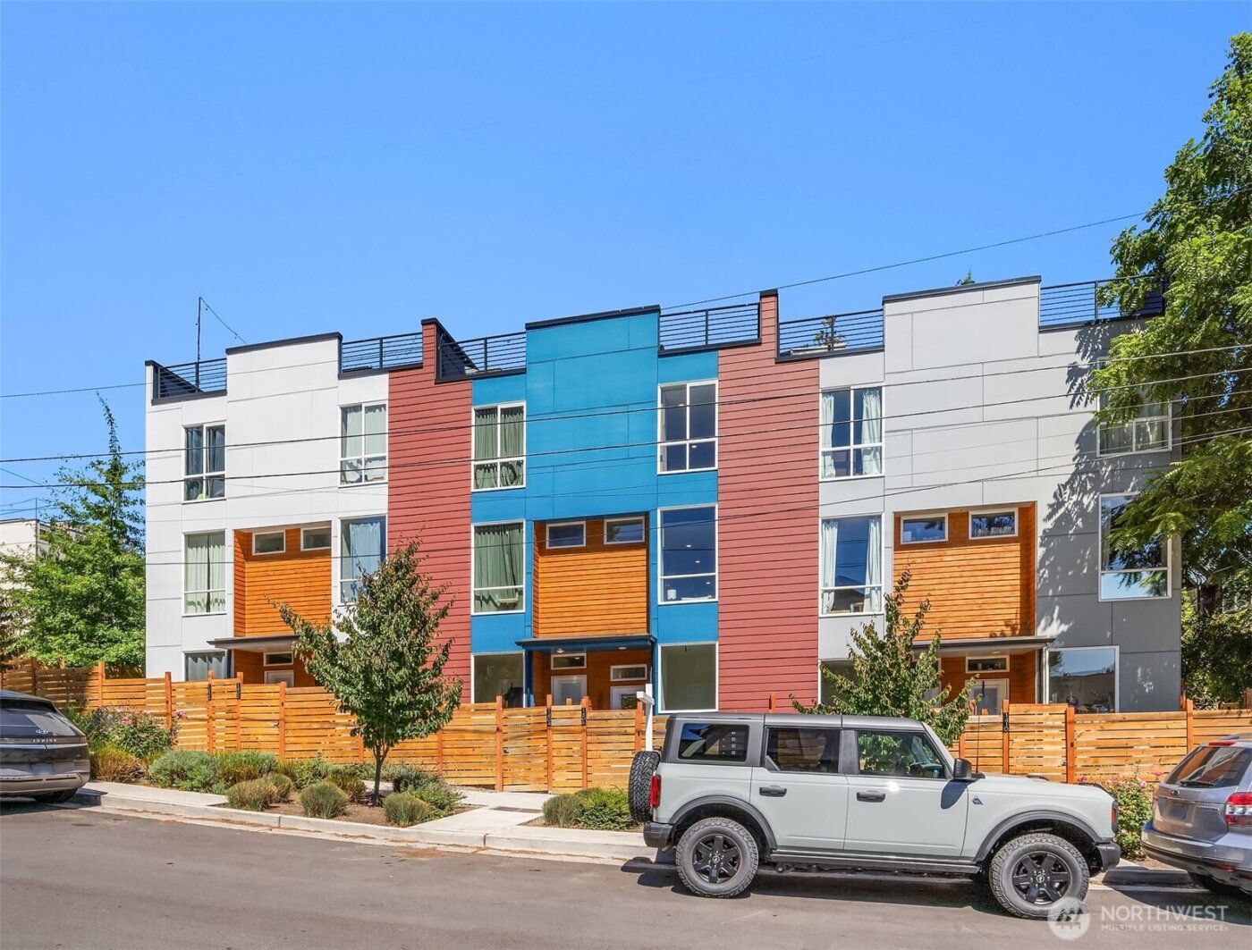 1402 N 95th Street , Seattle, WA 98013