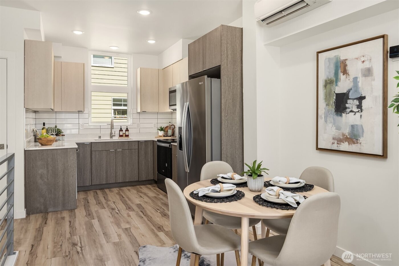 1402 N 95th Street , Seattle, WA 98013