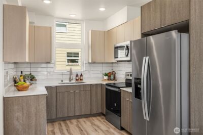 1402 N 95th Street , Seattle, WA 98013 - Photo 6