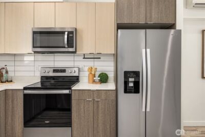 1402 N 95th Street , Seattle, WA 98013 - Photo 9