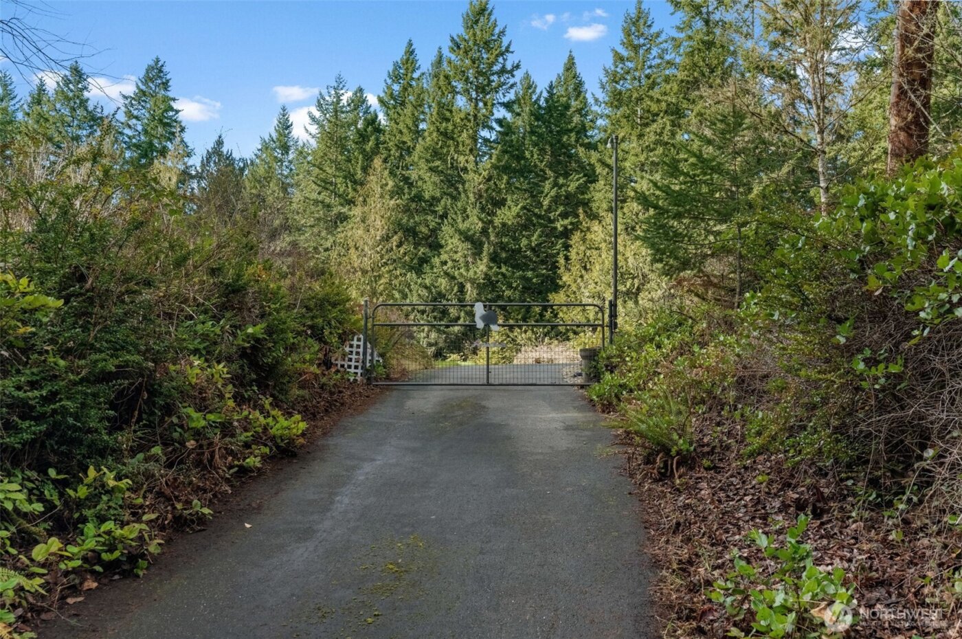 8115 Berry Ridge Lane NW, Silverdale, WA 98383