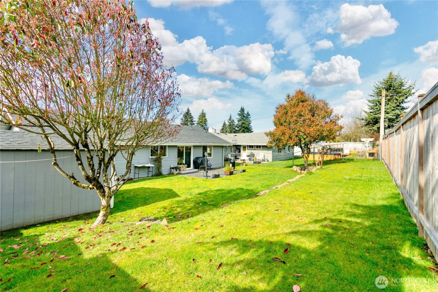 24532 35th Place S, Kent, WA 98032