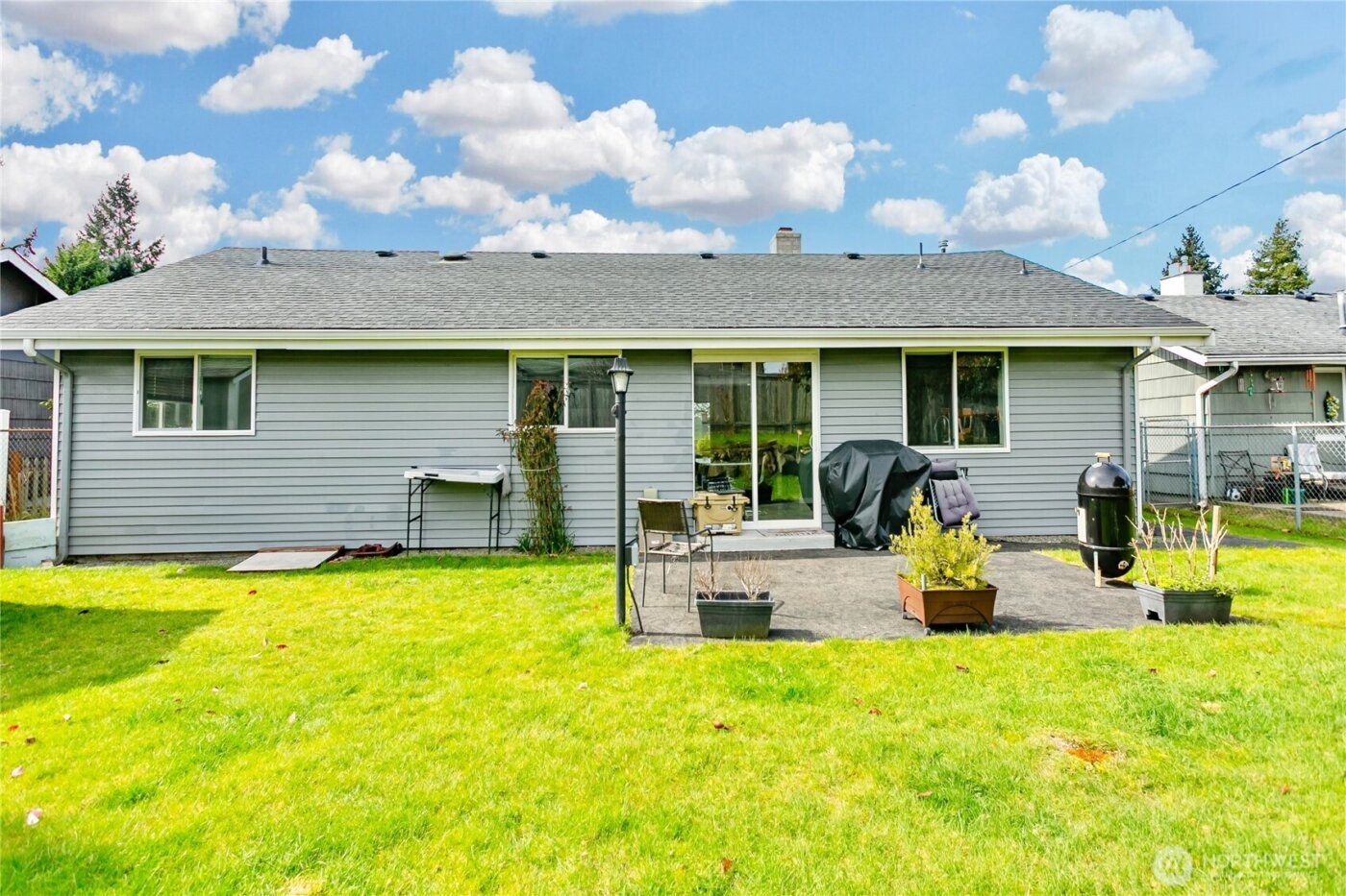 24532 35th Place S, Kent, WA 98032