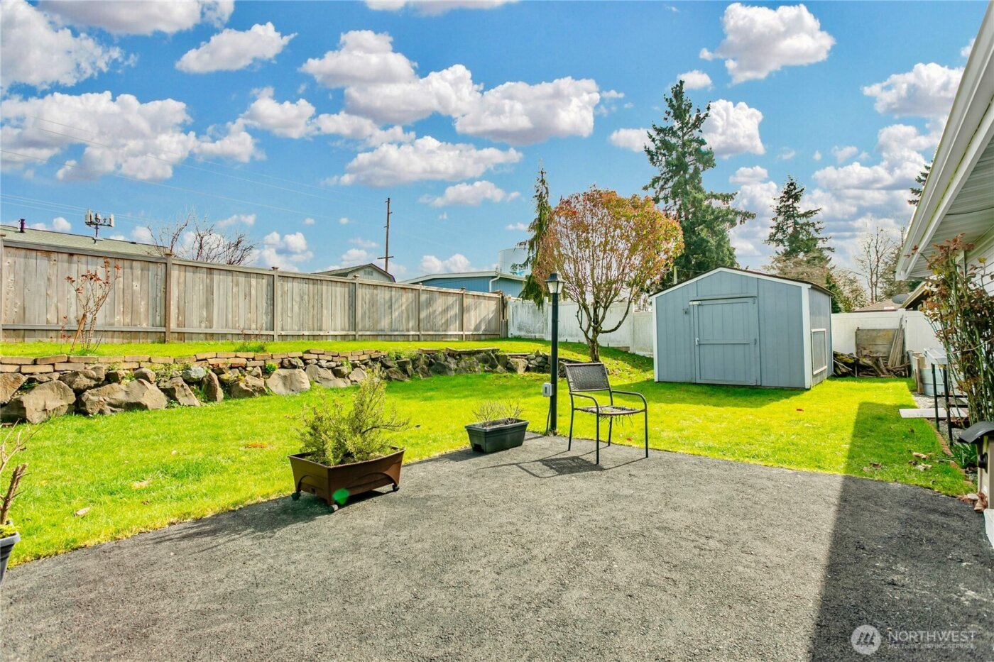 24532 35th Place S, Kent, WA 98032