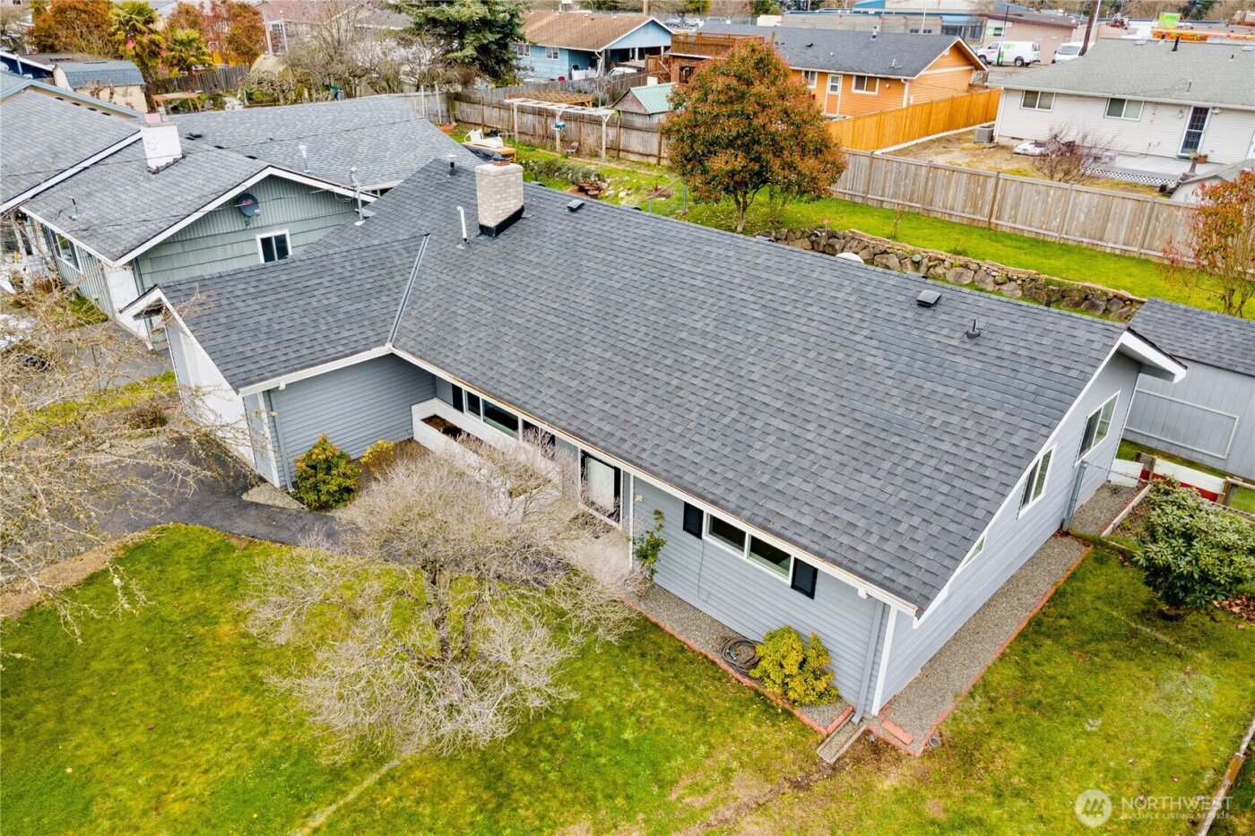 24532 35th Place S, Kent, WA 98032