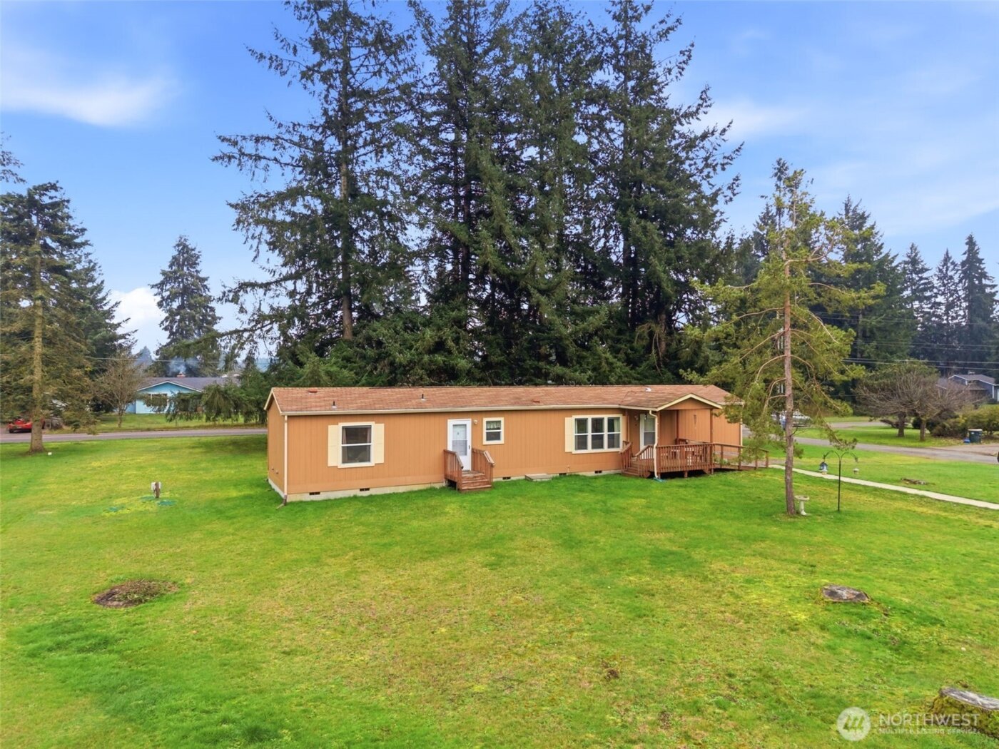 19141 Joselyn Street SW, Rochester, WA 98579