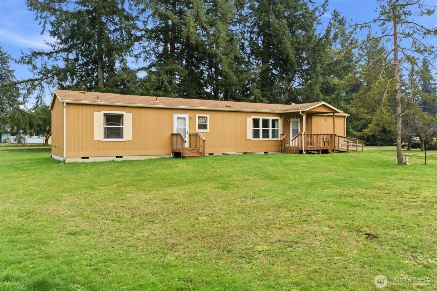 19141 Joselyn Street SW, Rochester, WA 98579