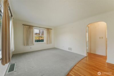 1044 N Clinton St , Walla Walla, WA 99362 - Photo 4