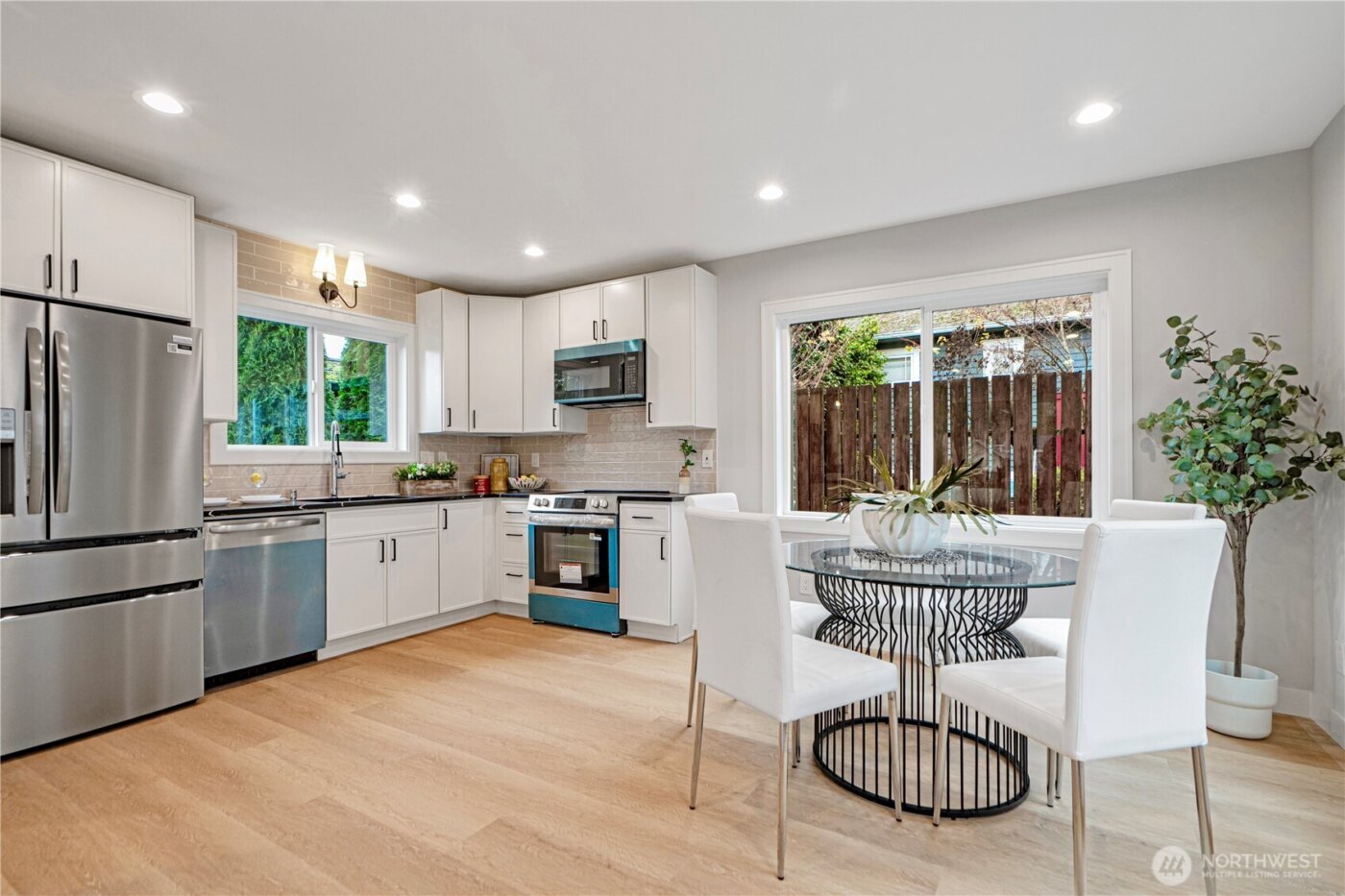 3054 Fairmount Ave SW, Seattle, WA 98116