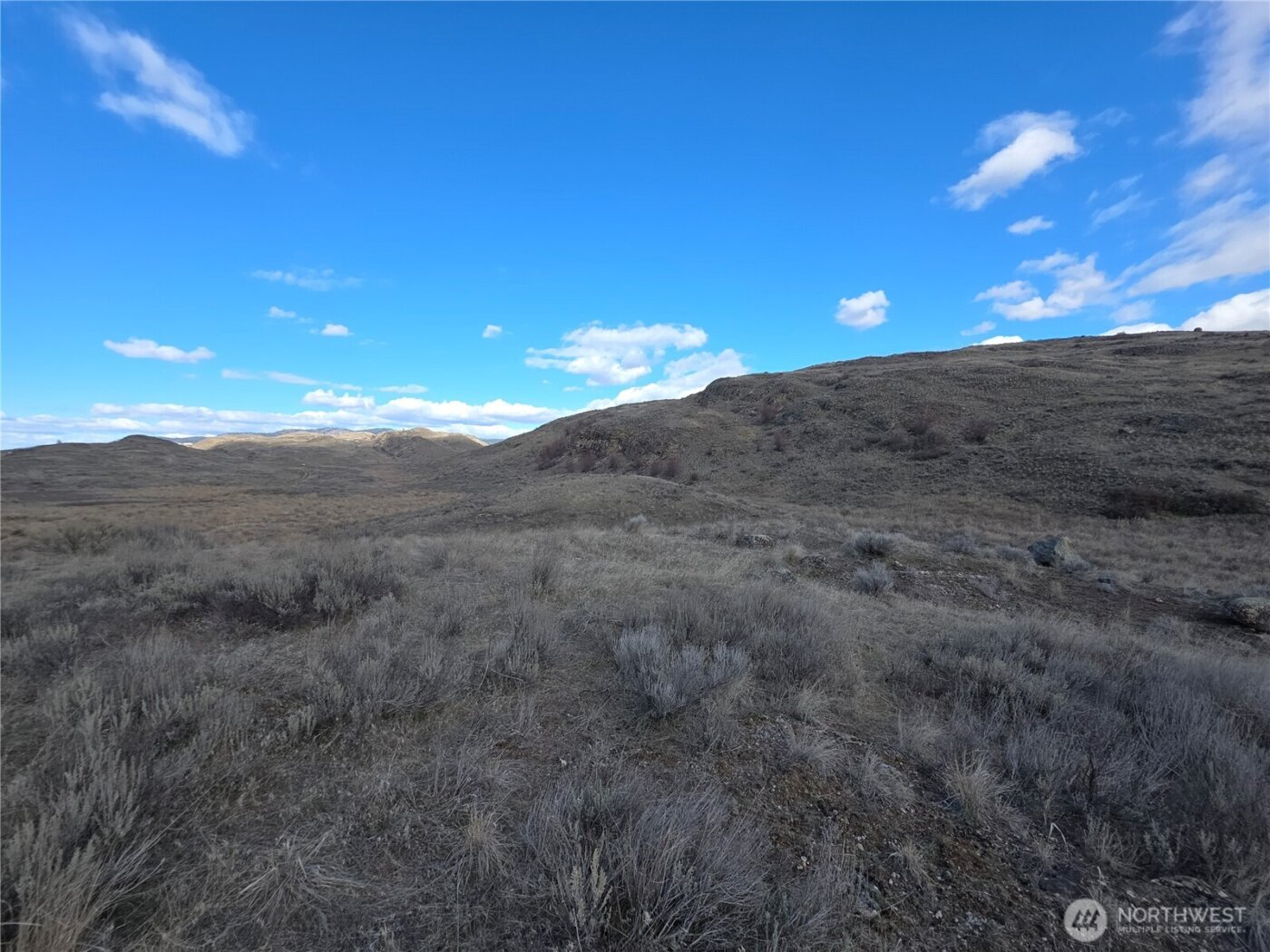 105 Emily Road , Oroville, WA 98844