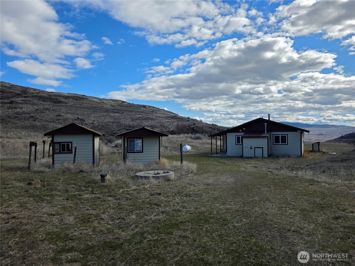 105 Emily Road , Oroville, WA 98844