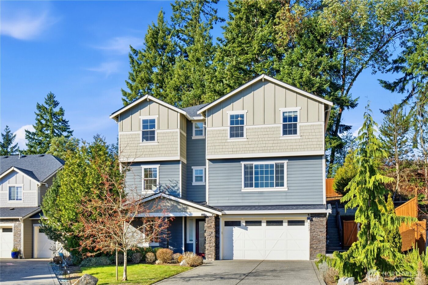 8402 121st Place SE, Newcastle, WA 98056