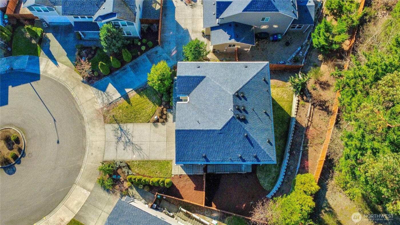 8402 121st Place SE, Newcastle, WA 98056