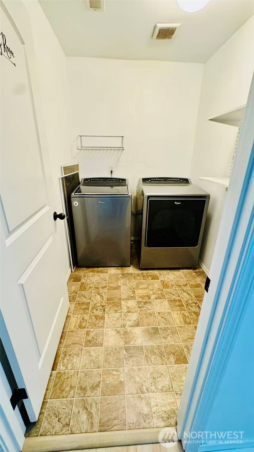 7720 181th Street E, Puyallup, WA 98375-9806