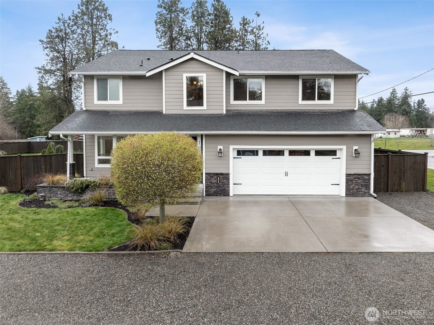 101 Murphy Lane S, Rainier, WA 98576