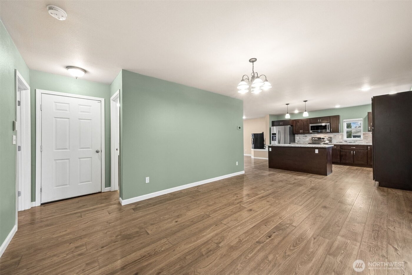 101 Murphy Lane S, Rainier, WA 98576