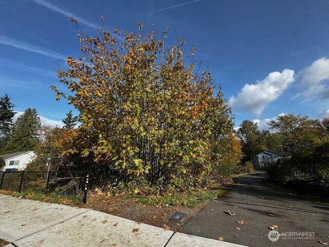 0 Military Road S, SeaTac, WA 98198