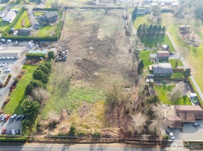 11104 8th Street E, Puyallup, WA 98372 - Photo 2