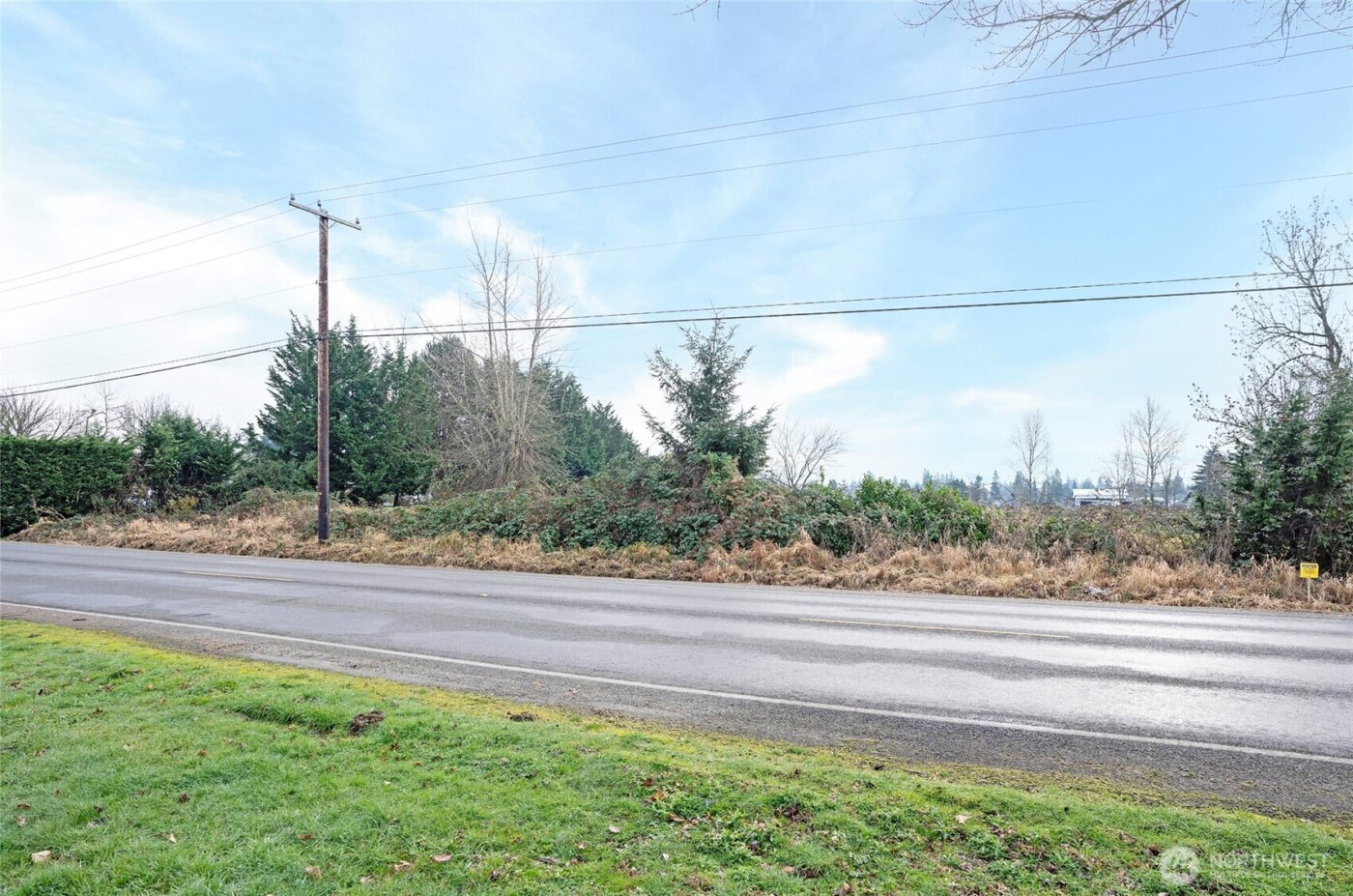 11104 8th Street E, Puyallup, WA 98372