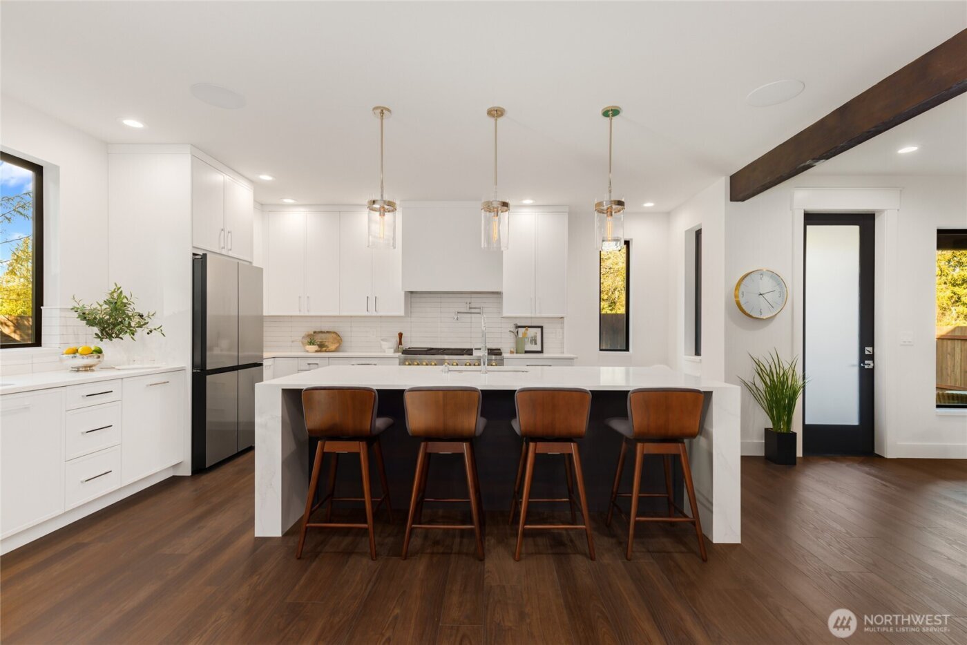 601 Chris David Drive , Steilacoom, WA 98388