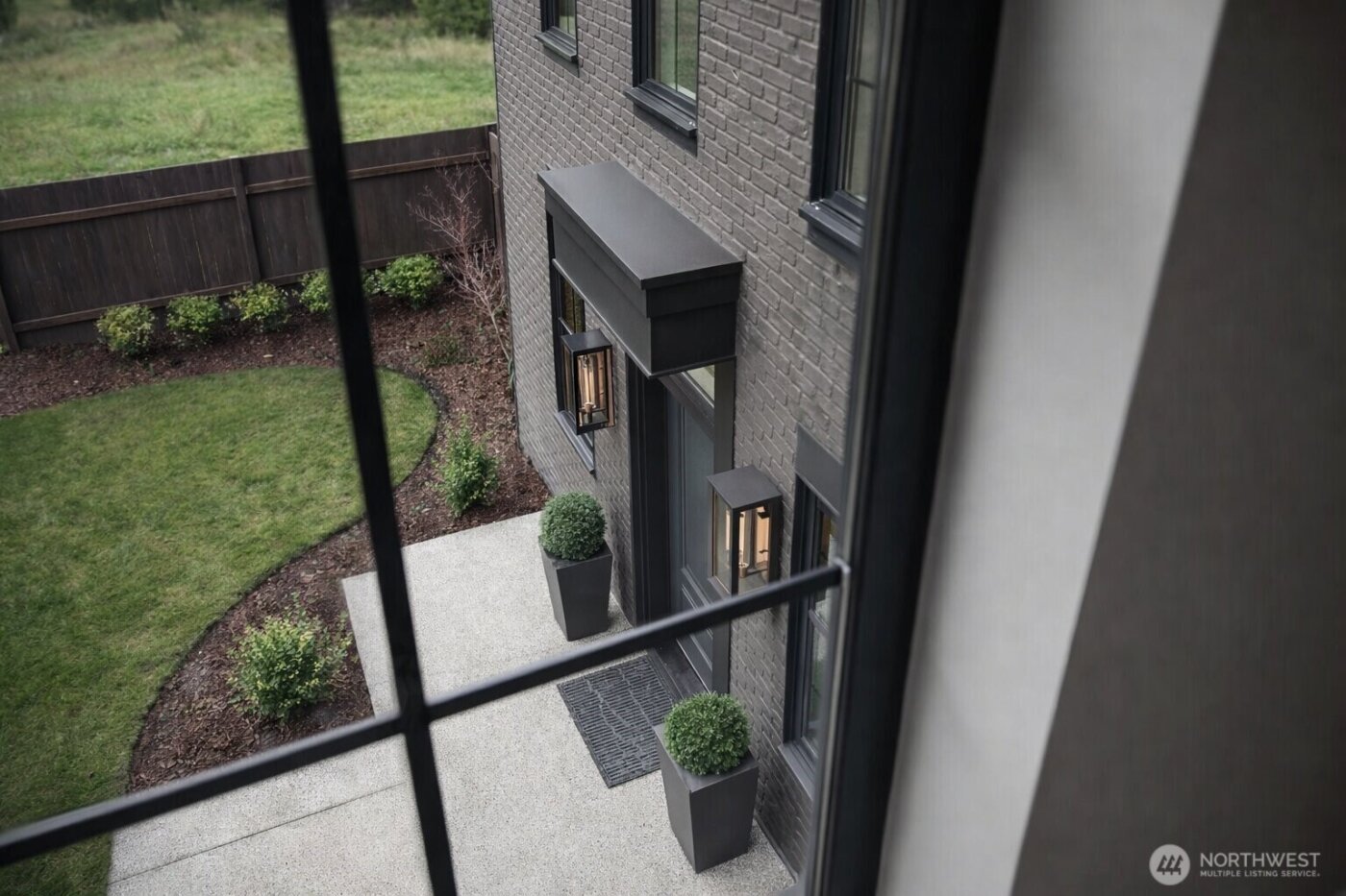 601 Chris David Drive , Steilacoom, WA 98388