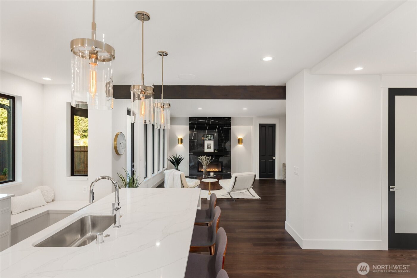 601 Chris David Drive , Steilacoom, WA 98388