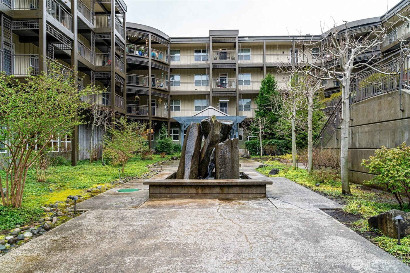 7104 265th Street NW #303, Stanwood, WA 98292