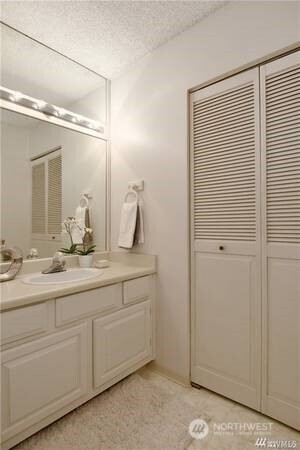 2201 3rd Avenue #804, Seattle, WA 98121