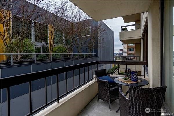 2201 3rd Avenue #804, Seattle, WA 98121